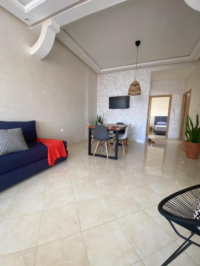 Appartement Dahomey Бузника Екстериор снимка